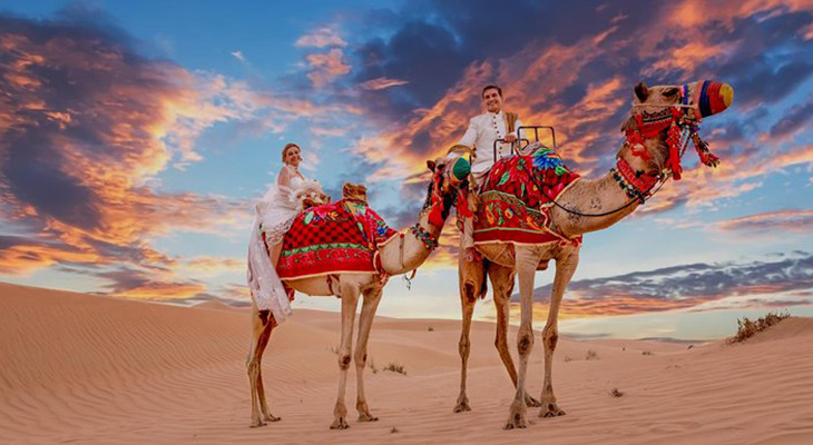 Dubai: Sunrise Hot Air Balloon Rides up to 60 Minutes 