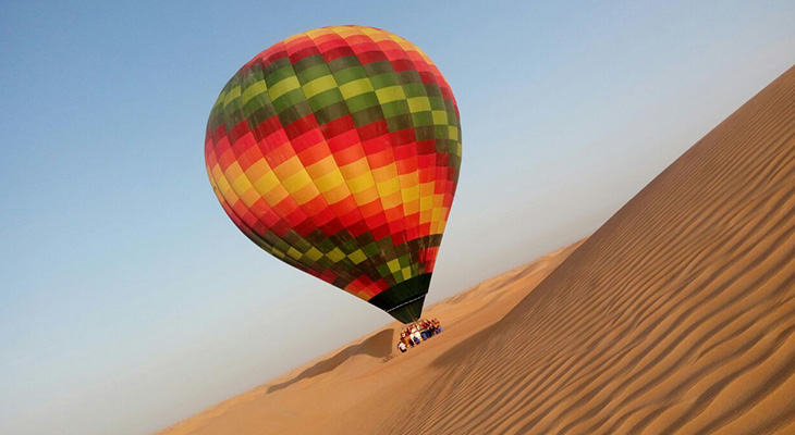 Dubai: Sunrise Hot Air Balloon Rides up to 60 Minutes 