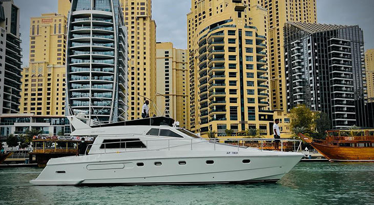 2 Hours Iftar on a48ft Yacht 