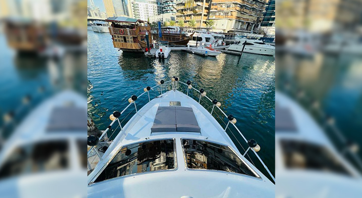 2 Hours Iftar on a48ft Yacht 