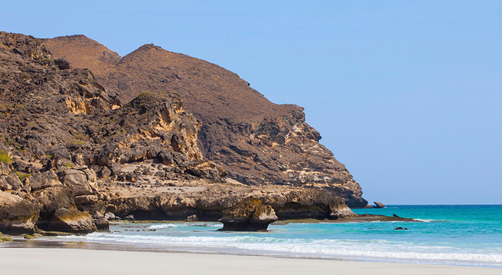 4 Hours Tour in Fazayah Beach