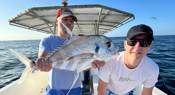 4 Hours Fishing Trip on Royal Craft Boat