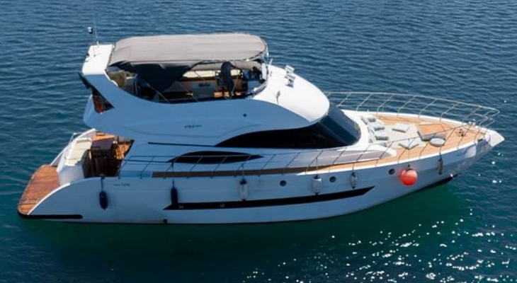 Trip on Mahawi Yacht in Jeddah Sea with Outdoor Jalsa & Refreshments