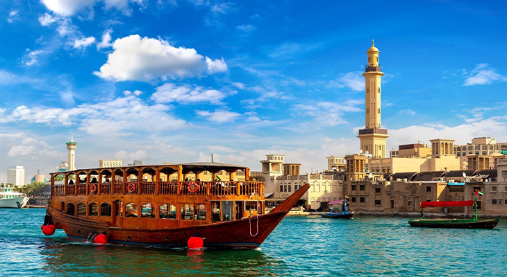 Hop On Hop Off Bus & Dhow Cruise Tour around Dubai 