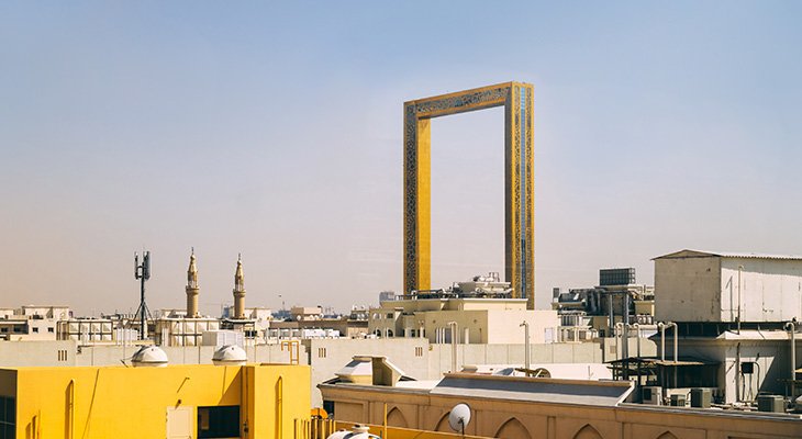 2 Hours tour in Dubai frame