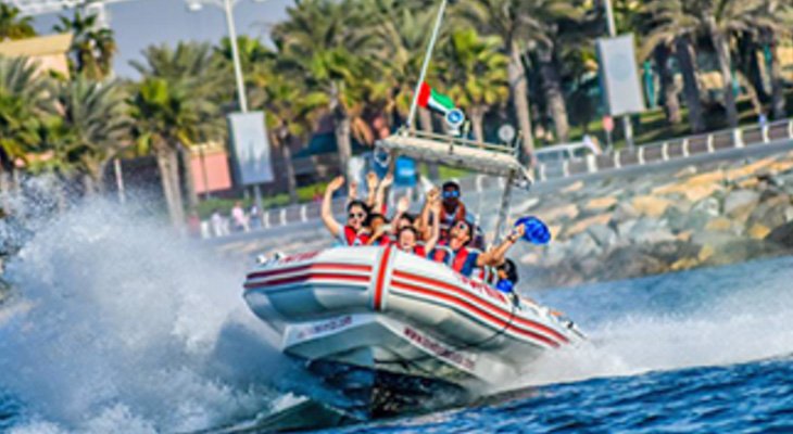 60 up to 90 Minutes Boat tour in Dubai Marina