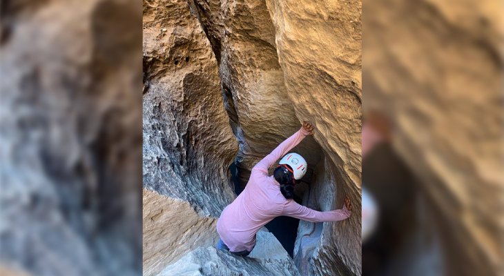 Hiking in the Twisted Maze in Al-Aula