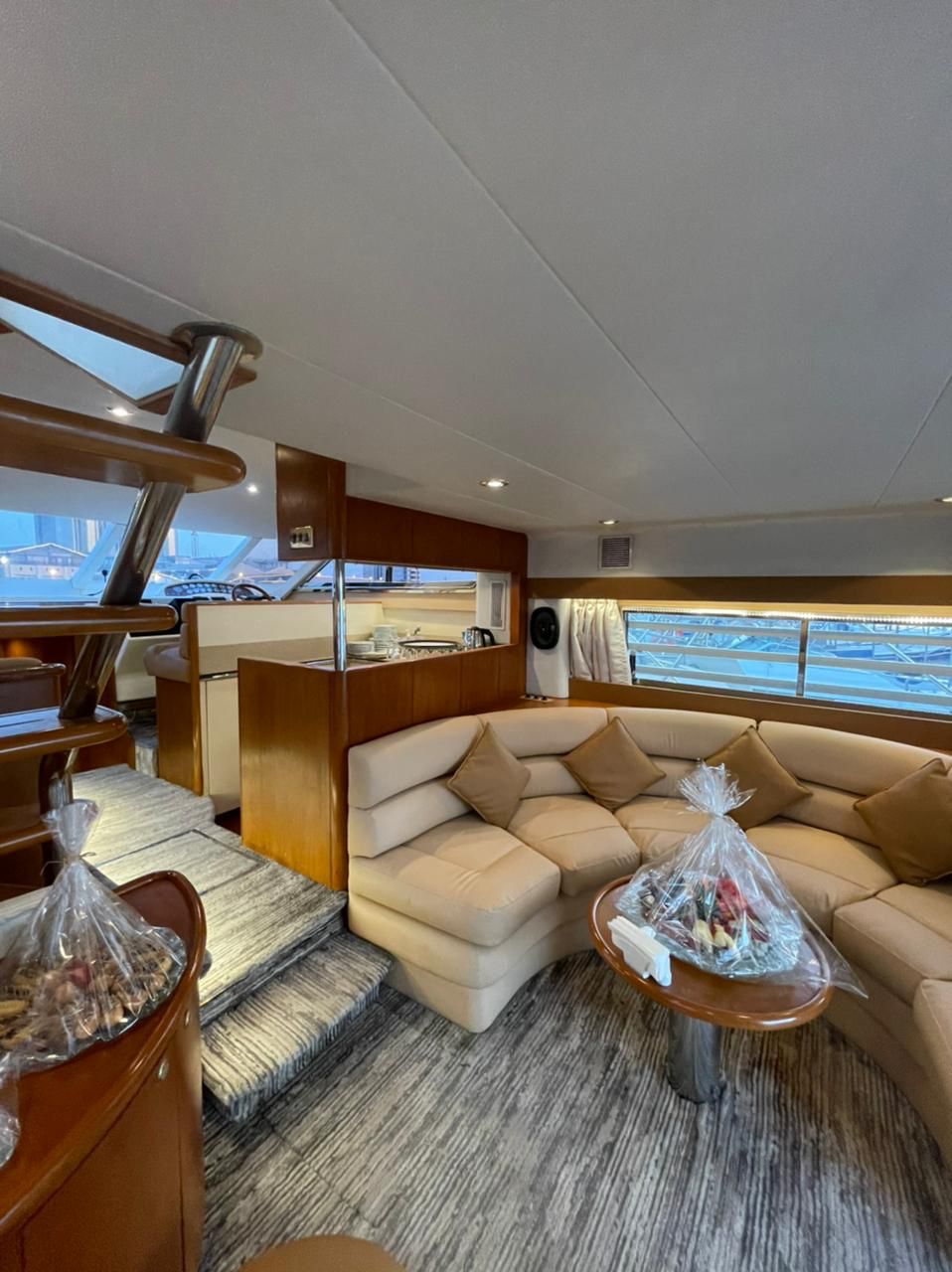 Yacht Trip Around Bayada Island 