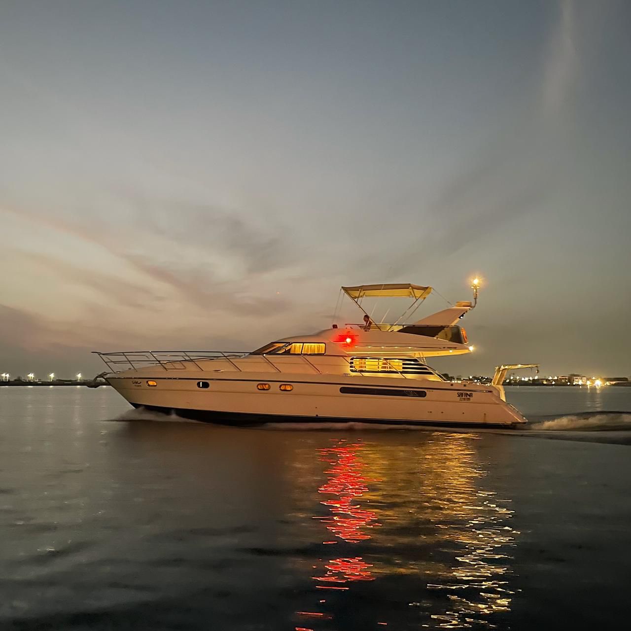 Savana Yacht Trip Around Bayada Island 