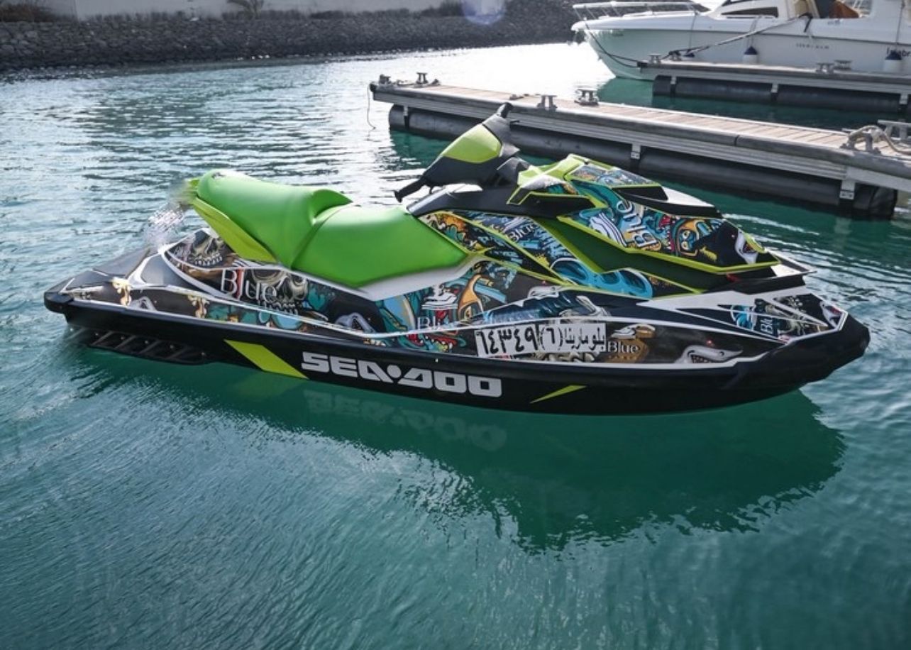 Jet ski rental for 1 hr 