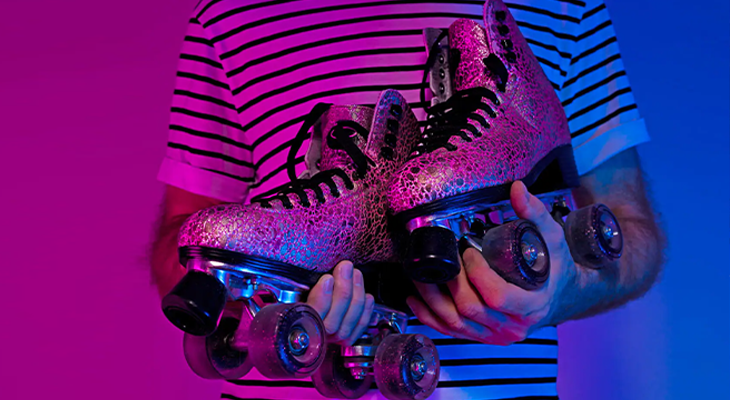 RollDXB: Dubai Premier Indoor Roller Skating for One Hour 