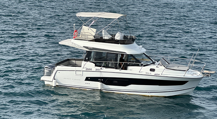 Dopamine Yacht Trip in Khor Saud, Bayada Island, or Abu Tir 