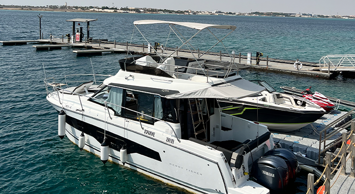 Dopamine Yacht Trip in Khor Saud, Bayada Island, or Abu Tir 