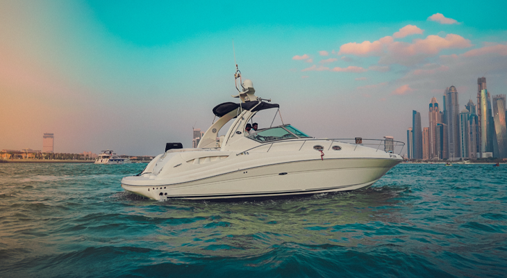 Cruise on a Vessel Mini Yacht at Dubai Marina