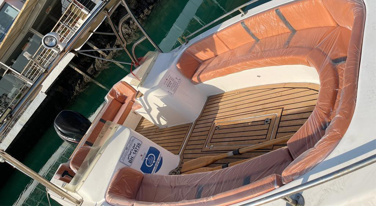 Cruise Around Landmarks of Bahrain for 15 Minutes with 15 BHD