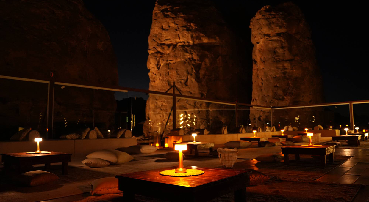 Stargazing Tour at AlUla City with Dinner in Saudi Arabia