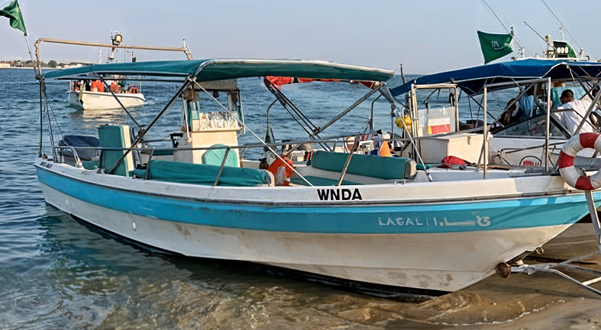 Per Groups: Boat Trip in Al Khobar Beach 