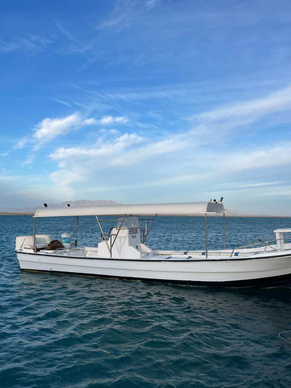 2 hours Yanbu boating with breakfast & Free Snorkeling   