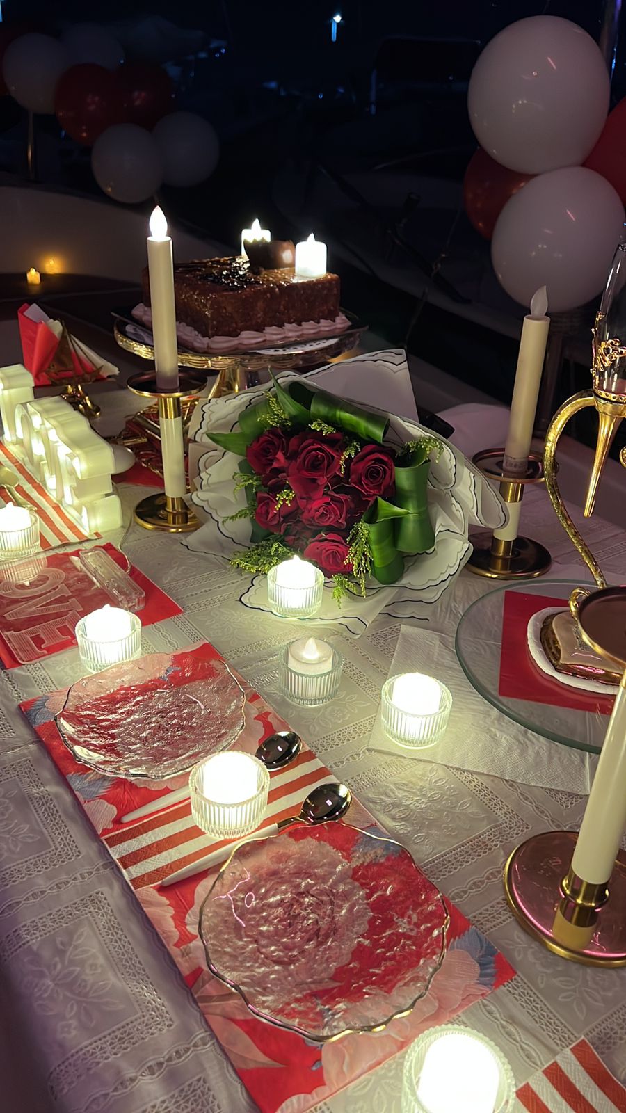 1-Hour Boat Tour with Celebration in Jeddah 