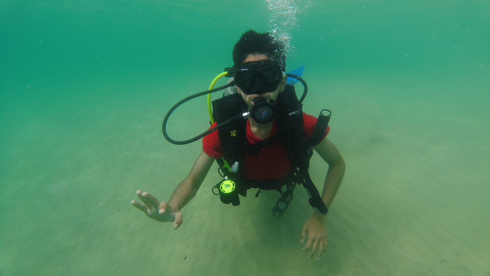 Enjoy with us a day trip to discover the under water museum in Al-Khobar