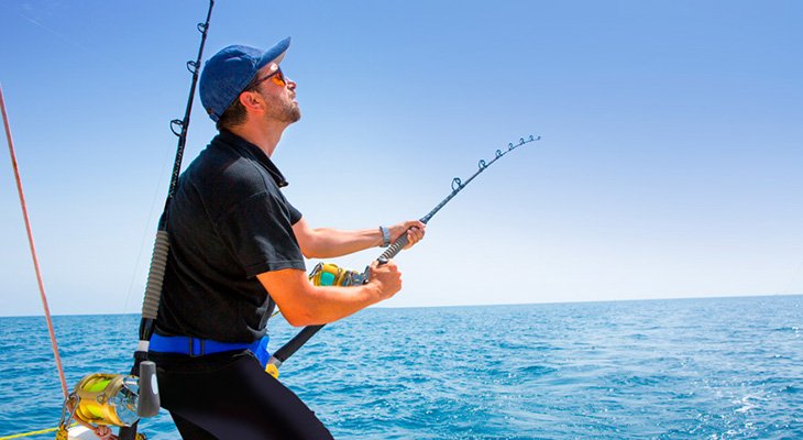 3 or 4 hours Fishing Trip on Baby Yacht from Saada Beach