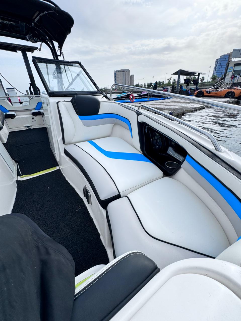 Jet Boat Cruise in Khor Obhur