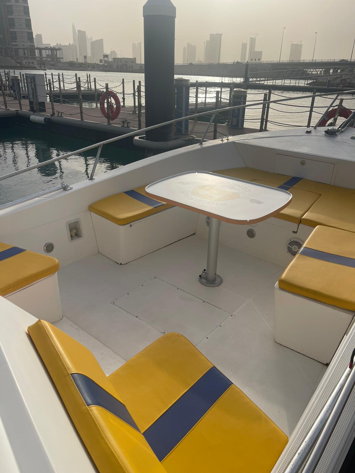 City View Ride by the Barbie Boat up to 10 People